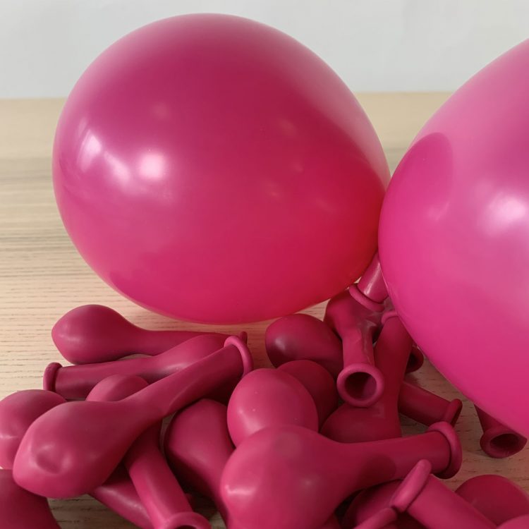 ballons 13cm 25 ballons fushia gonflés