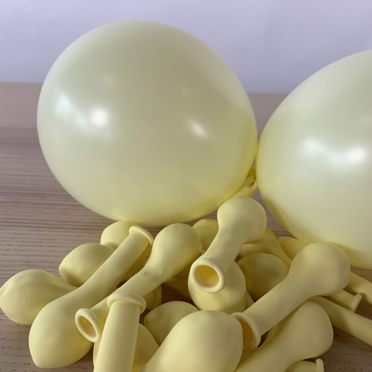 25 ballons 13cm pastel jaune gonfles