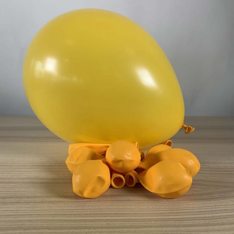ballon jaune d'or 30cm gonflé