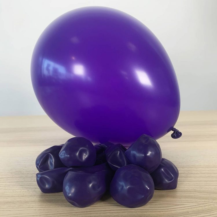 ballons 30cm violet gonflé