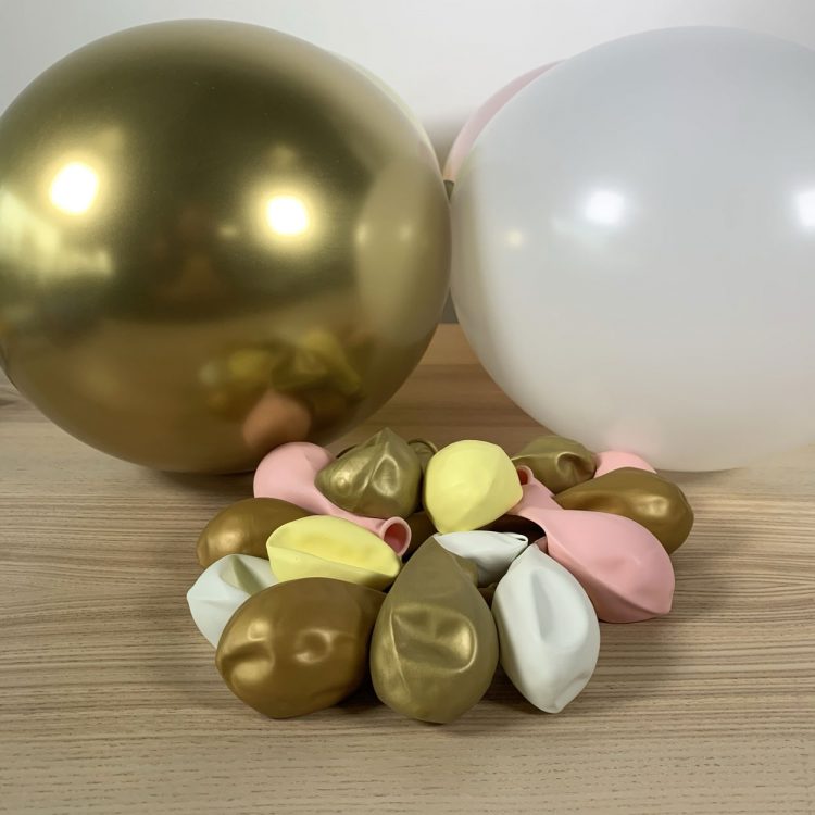 ballons 30cm jaune, blanc rose et or gonflés