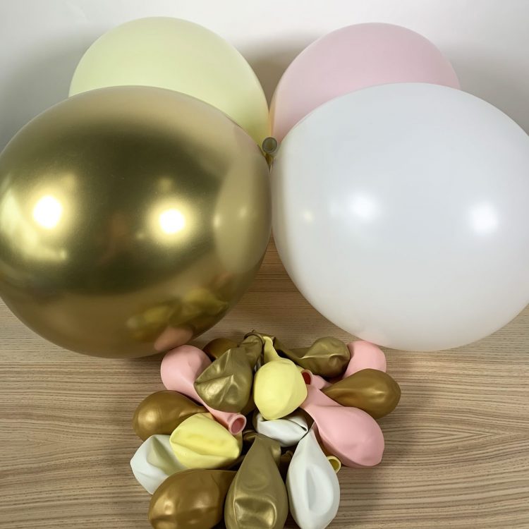ballons 30cm jaune, blanc, rose et or gonflés