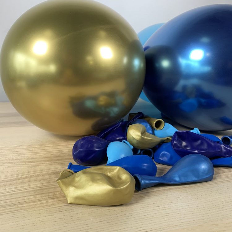 20 ballons 30cm nuances de bleu et or