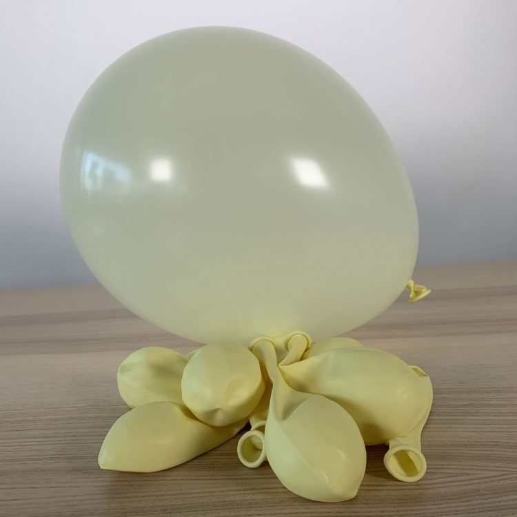 Ballons Ivoire 30cm